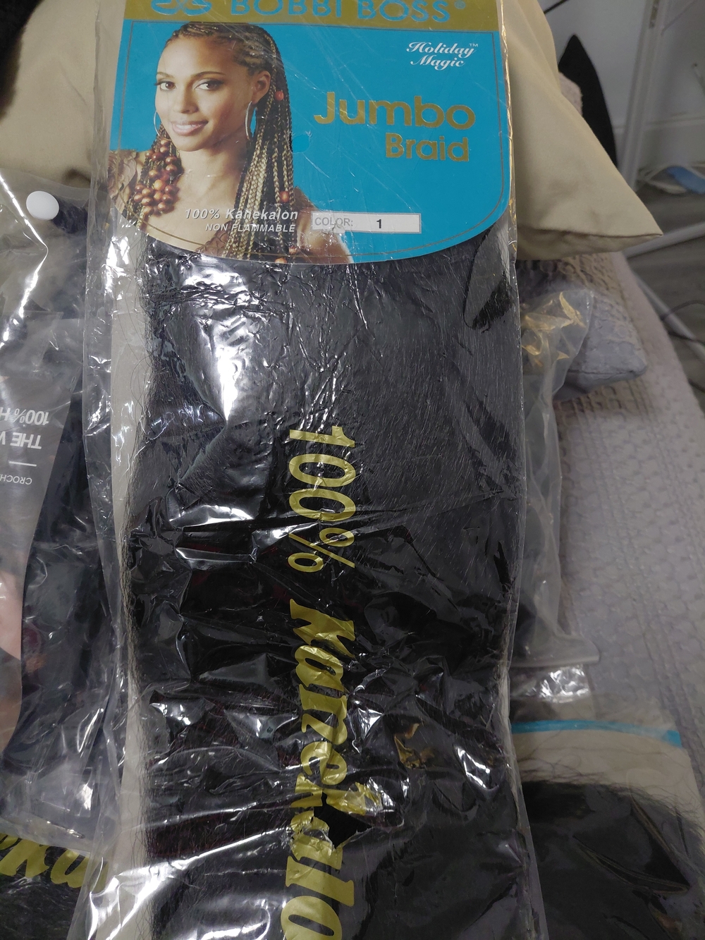 Bobbi Boss Jumbo Braid - 1B 6 Packs